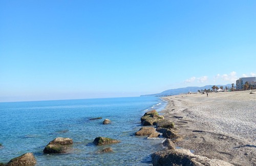 Venetico Marina House | THE COTTAGE BY THE SEA