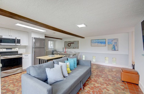 Lake Worth House | The 'Cottage Hideaway'