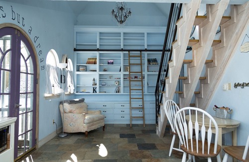 Graham House | The Cottage on Lake Graham