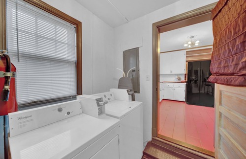 North Chesterfield Apartment | The Cottage Unit 5 Studio in lovely Richmond with WiFi, AC