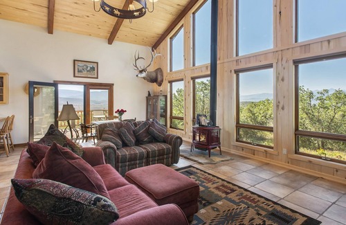 Glenwood Springs House | The Cottonwood Cottage - Space, Serenity, & Views