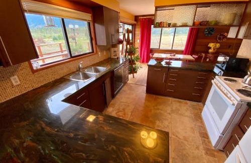 Port Alberni House | The Country Barn