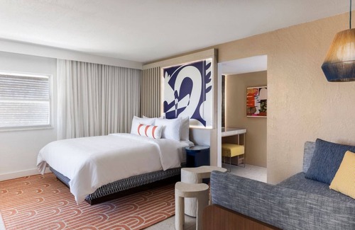 Islamorada Hotel | The Cove, Age 21 Plus, Junior Suite, 1 King, Ocean view, Balcony