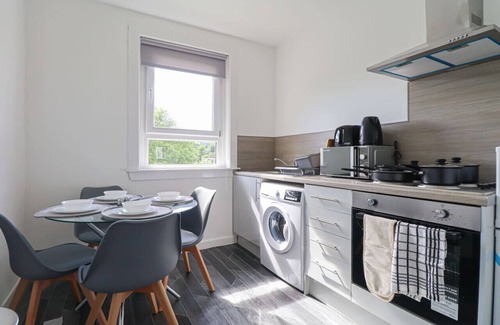 Gourock Apartment | The Cove Apartment - spacious and stylish apartment