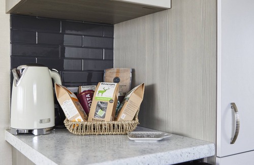 Cayton Bay House | The Cove, Cayton Bay