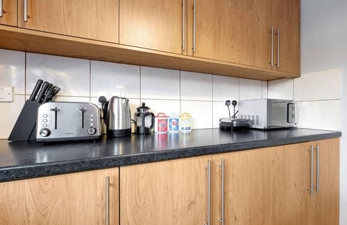 Heston West House | The Covent way House