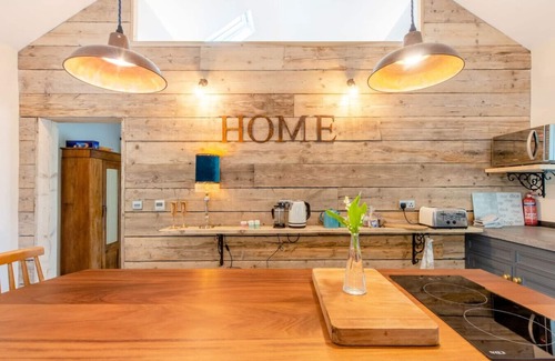 Narberth House | The Cow Shed—Luxury Barn Moments From Narberth