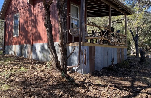 Marble Falls Cabin | The Cowboy Cabin