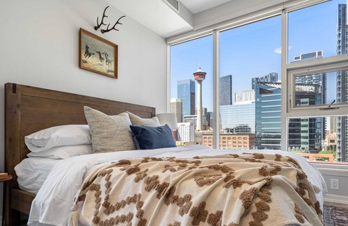Inglewood Condo | The Cowboy l Across from Saddledome l Free Parking