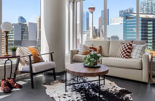 Inglewood Condo | The Cowboy l Across from Saddledome l Free Parking