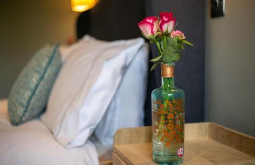 Balcombe Bed & Breakfast | The Cowdray Arms