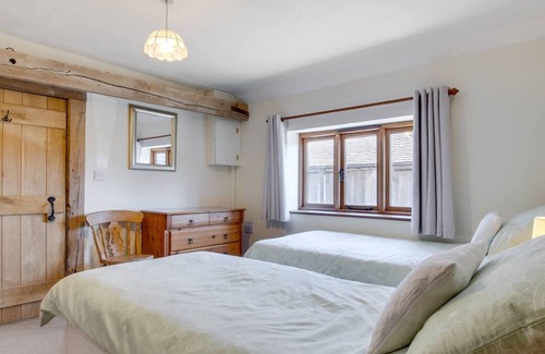 Bodle Street Green House | The Cowshed in the beautiful Hailsham