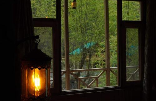 Jibhi House | The Cozy Cabin, Jibhi