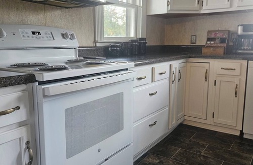 Quebeck House | The Cozy Cardinal