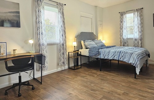 Johnson City House | The Cozy Corner - 1.5 mins to ETSU