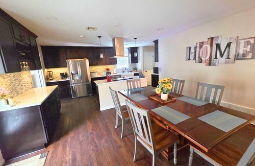 Bellmead House | The Cozy Corner - Pet friendly & 10 minutes from downtown, away from the traffic