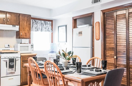 Neillsville Cottage | The Cozy Getaway Cabin w/Hot Tub-Sauna-WiFi on ATV trails near Lake Arbutus