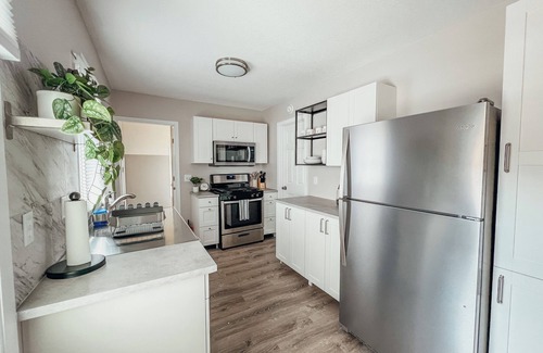 Northrup House | The Cozy Hideaway - 5-Minute Drive to Mayo Clinic