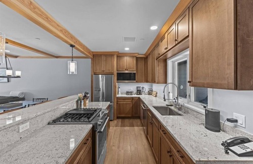 Moscow Condo | The Cozy Nest at Trapp Lodge: Brand New + Mtn View