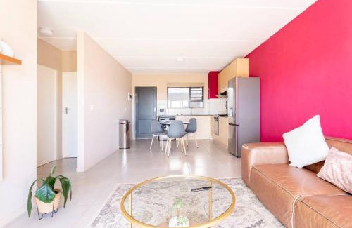 Bloubergstrand Apartment | The Cozy Retreat, 2-bedroom Apartment in Parklands, Cape Town