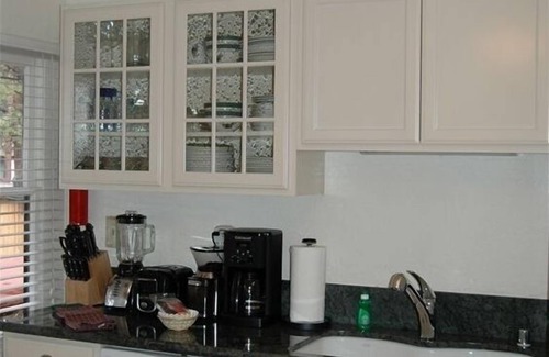 Al Tahoe Cabin | The Cozy Tahoe Cabin - Hot Tub, Pet Friendly, & 5 Min. to Lake