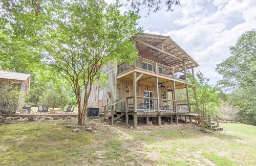 Boswell Cabin | The Crash Pad ~ Quirky Riverfront Retreat