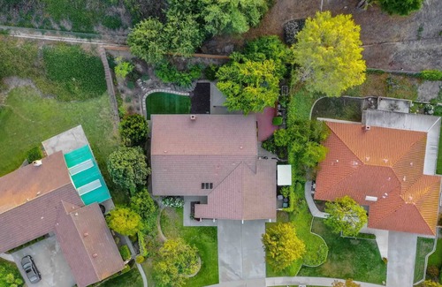 Estates at Canyon Crest House | The Crest Haven, Arcades, Game Room, Spacious Backyard, Parking, AC, TV Bedrooms