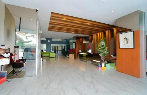 Medan Hotel | The Crew Hotel Kualanamu International Airport