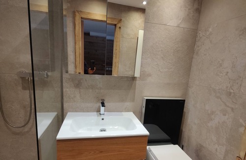 Leukerbad Apartment | The Cristal apartment house is situated in a quiet location