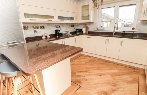 Longhoughton Cottage | THE CROFT, family friendly, with hot tub in Alnwick