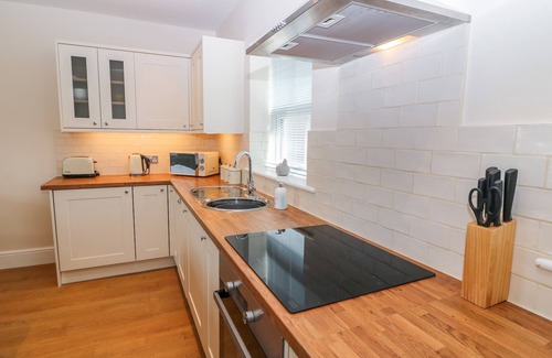 Ashbourne Cottage | THE CROFT, pet friendly, with a garden in Hollington, Derbyshire
