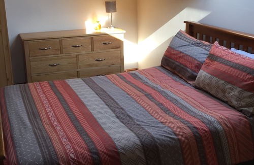 Carsington Cottage | The Croft sleeps 16 - Perfect for Group Gatherings Overlooking Carsington Water.