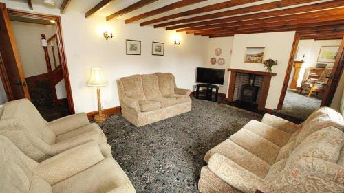 Llangennith House | The Cross