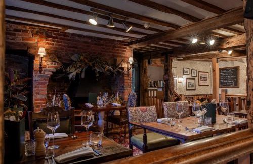 Bishops Waltham Hotel | The Crown Inn