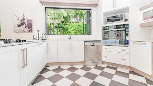 Greater Johannesburg Metropolitan Area House | The Cul De Sac in Auckland Park