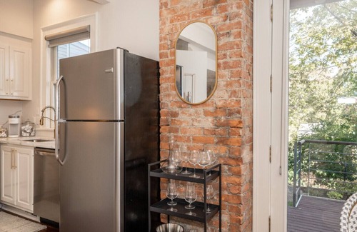 Mount Adams Condo | The Curio at Centennial House