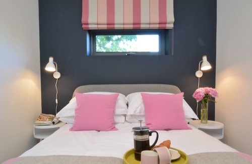 Orford Cottage | THE CURIOUS OYSTER, ORFORD, pet friendly in Orford