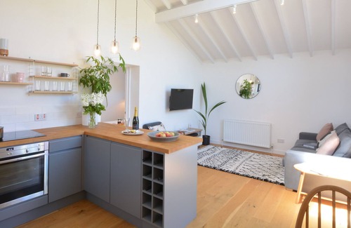 Orford Cottage | THE CURIOUS OYSTER, ORFORD, pet friendly in Orford