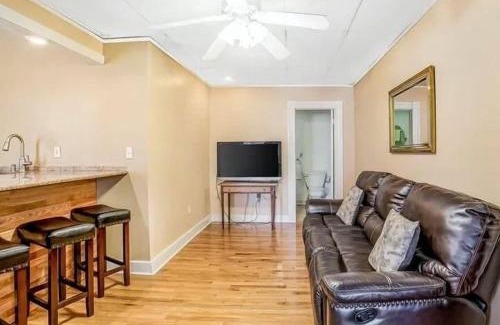 Hammondsport Apartment | The Curtiss Suite 1