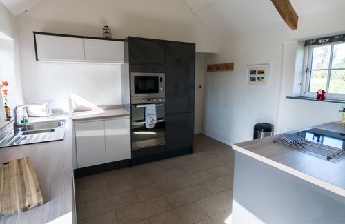 Narberth Cottage | The Dairy - Luxury Cottage with Hot Tub and Views