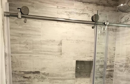 El Segundo House | The Dakota House . Private space, close to beach and LAX