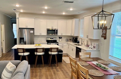Starkville House | "The Dawg House" Townhouse