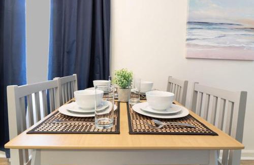 Columbus House | The Delightful Doubles- Unit E- Centrally Located