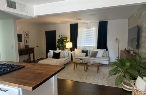 New Papago Parkway House | The Desert Farmhouse/Relaxing getaway close 2 everything Scottsdale and Tempe