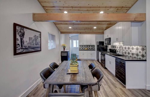 Whitton Acres House | [The Deuce] 2 Houses! - Central PHX Courtyard