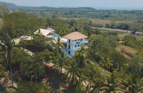 Palma Quemada Apartment | The Diamond Suite with 360 Degree Ocean, Jungle/Mountain Views!