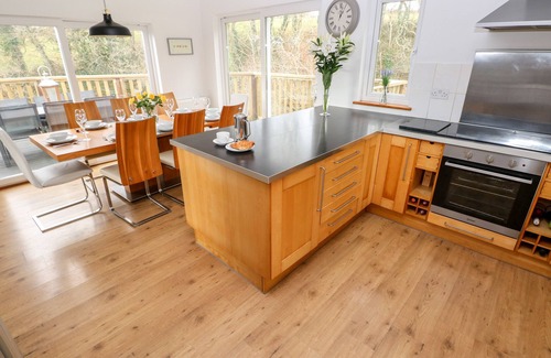 Wiseman's Bridge Cottage | The Dingle