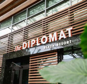 Hollywood South Central Beach Resort | The Diplomat Beach Resort Hollywood, Curio Collection by Hilton