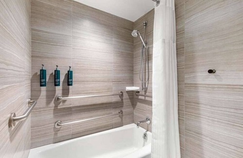 West End Hotel | The District, a Hilton Club - One Bedroom Standard