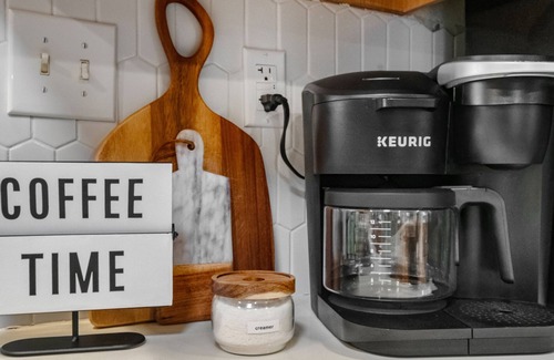 Bella Vista House | The Dock @ Loch Lomond: Lake - Hot Tub - Golf - Bike